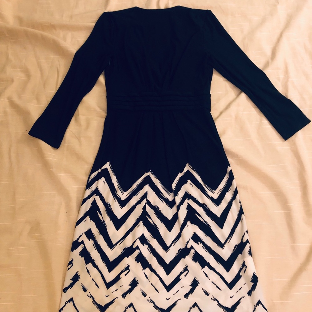 Max and Cleo Black/White Dress, Sz 2 - Picture 5 of 6